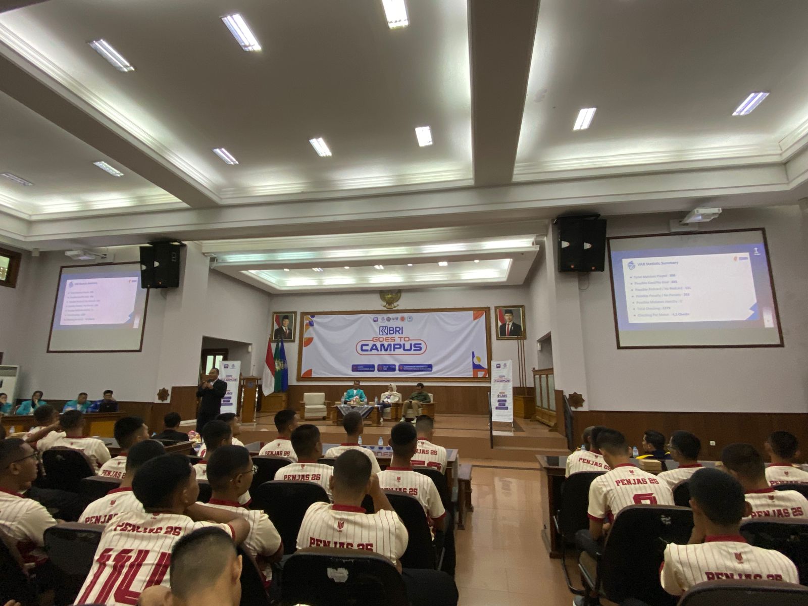Sosialisasi industri sepakbola oleh I.League di UMS, Kamis (6/11).