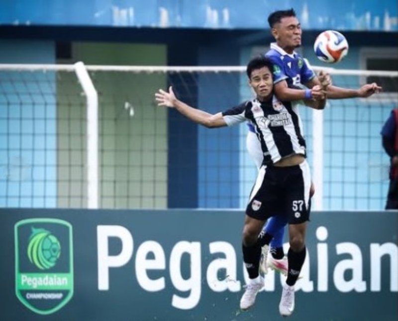 Laga Persipura Jayapura vs Persiku Kudus di Championship 2025/2026.