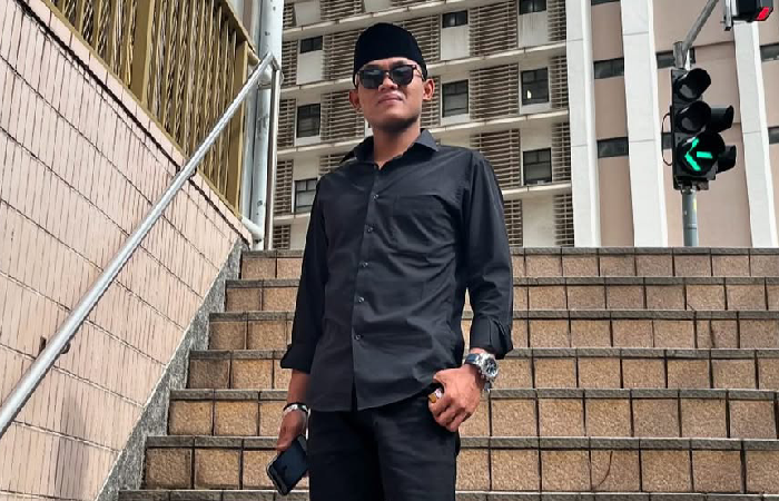 Gus Elham Yahya.