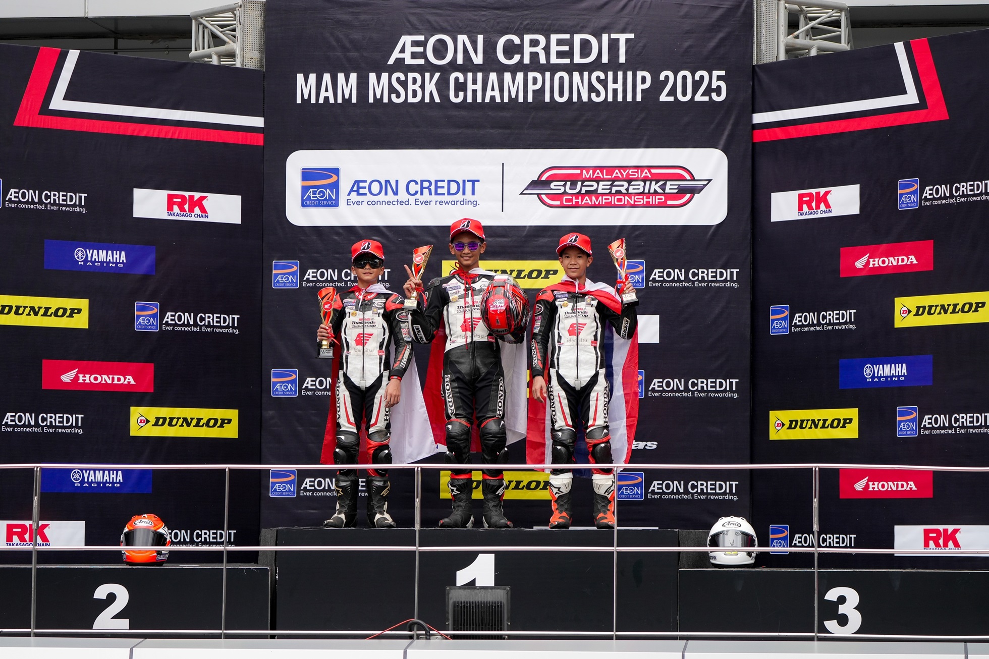 Bintang Pranata Sukma dan Abimanyu Bintang Fermadi, berhasil meraih back-to-back podium pada Idemitsu Honda Thailand Talent Cup (TTC) 2025 Round 5 di Sepang International Circuit, Malaysia.