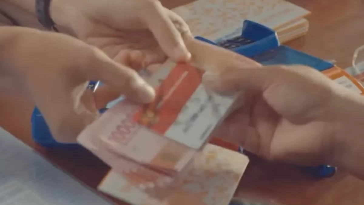 Tujuh bansos untuk KPM PKH&ndash;BPNT cair mulai 17 November 2025, mulai BLT Kesra, BPNT, PKH susulan hingga bantuan pangan. Cek daftarnya.