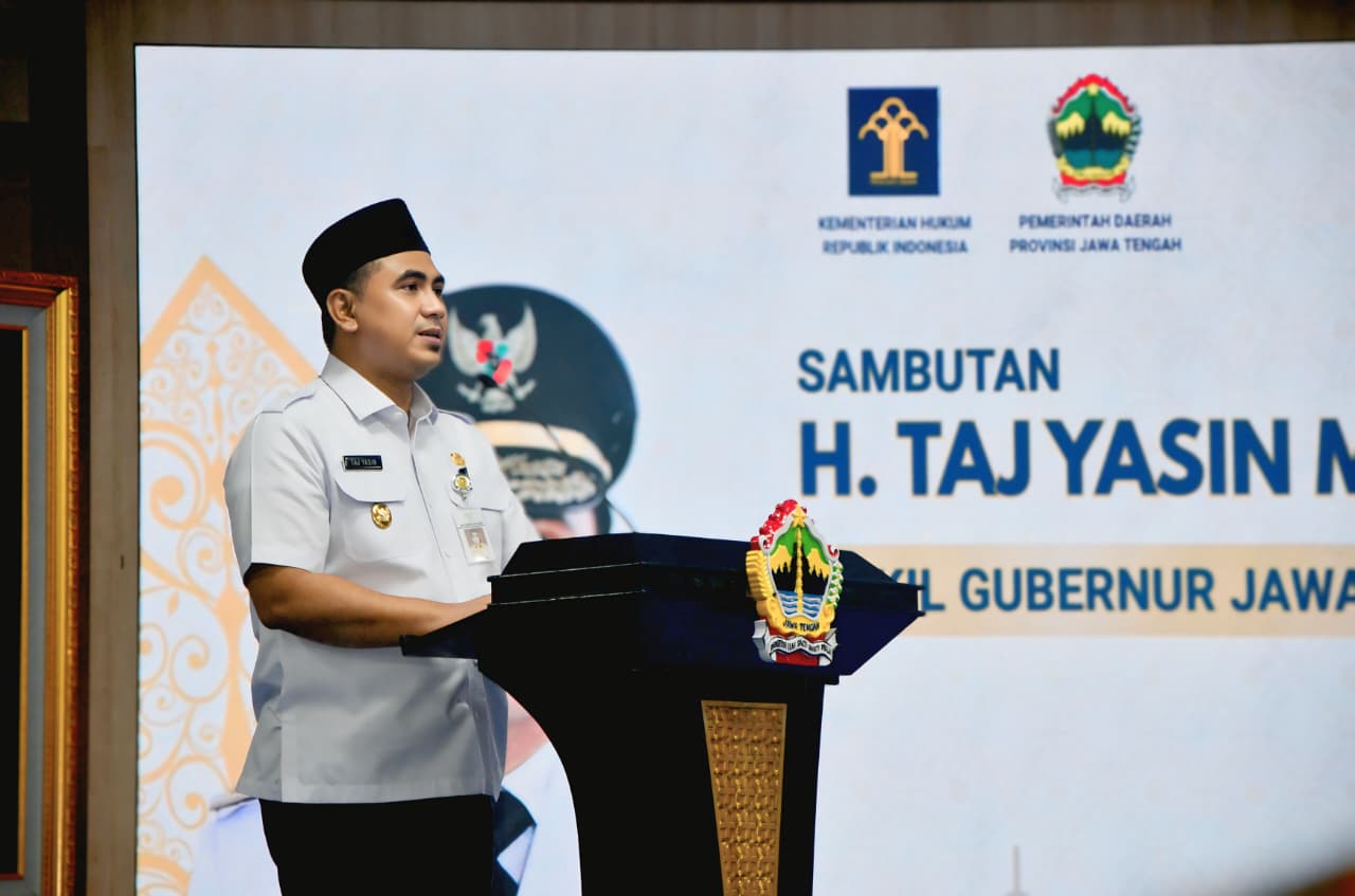 Pemprov Jateng raih Rekor MURI dengan 8.563 Posbankum desa/kelurahan, wujud komitmen akses keadilan hingga tingkat masyarakat terbawah.