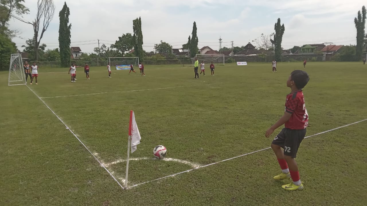Festival SSB Piala Bupati Sukoharjo 2025 di Stadion Gelora Merdeka Jombor, Rabu (19/11).