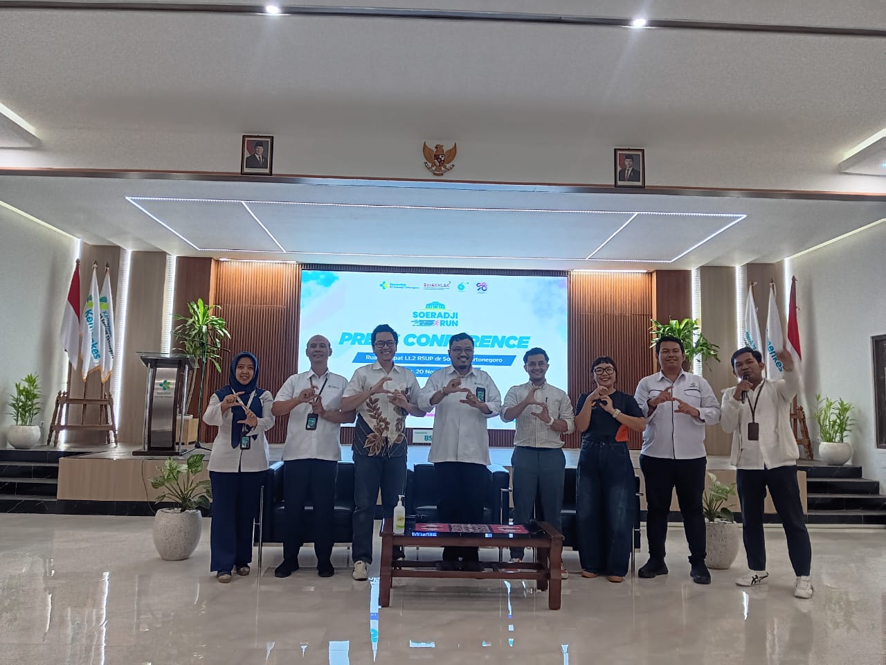 Konferensi pers Soeradji Run 2025 di RSUP dr. Soeradji Tirtonegoro Klaten pada Kamis (20/11/2025).