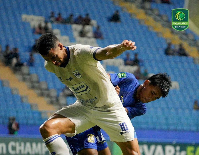 Laga Persiba Balikpapan vs PSIS Semarang di Stadion Batakan.