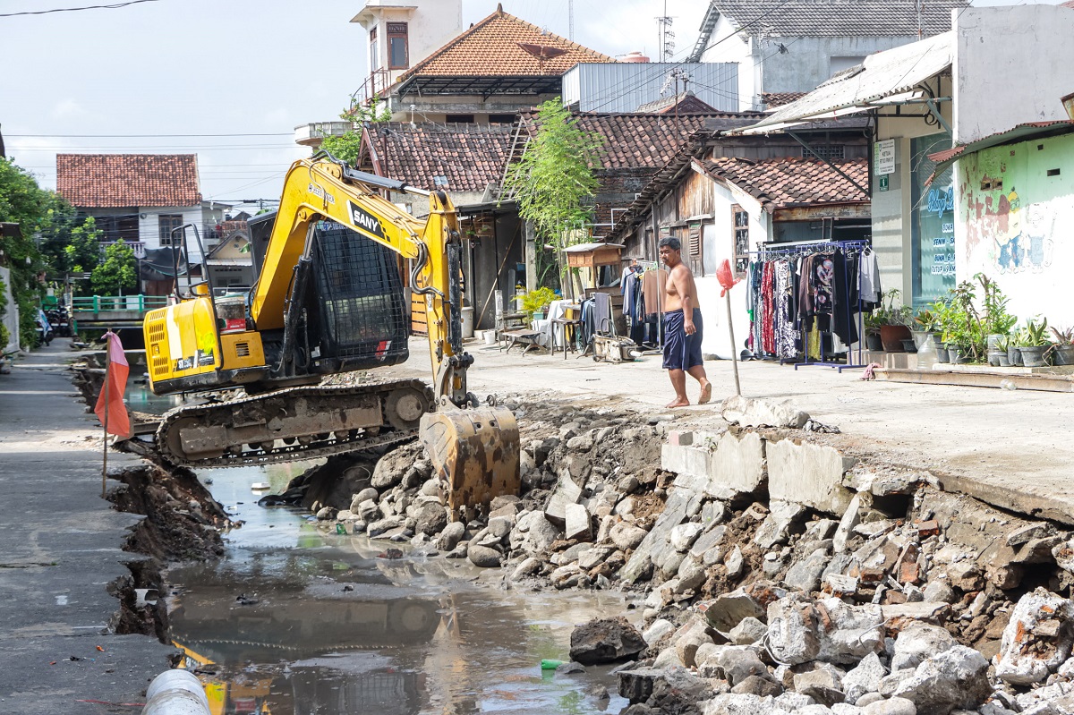Normalisasi drainase yang menyasar Kampung Todipan, Purwosari, Solo.