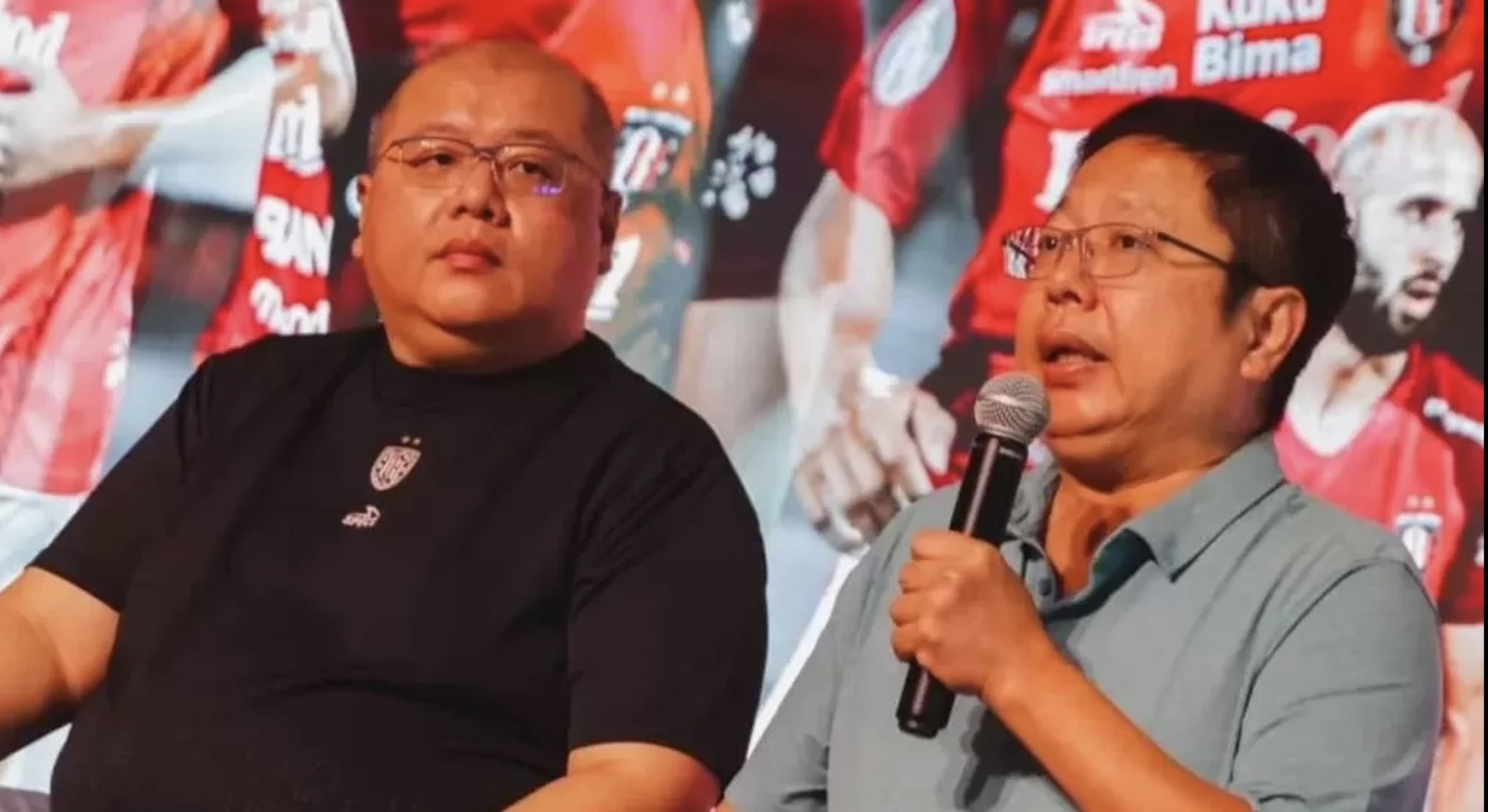 CEO Bali United, Yabes Tanuri (kiri) bersama Presiden Bali United, Pieter Tanuri