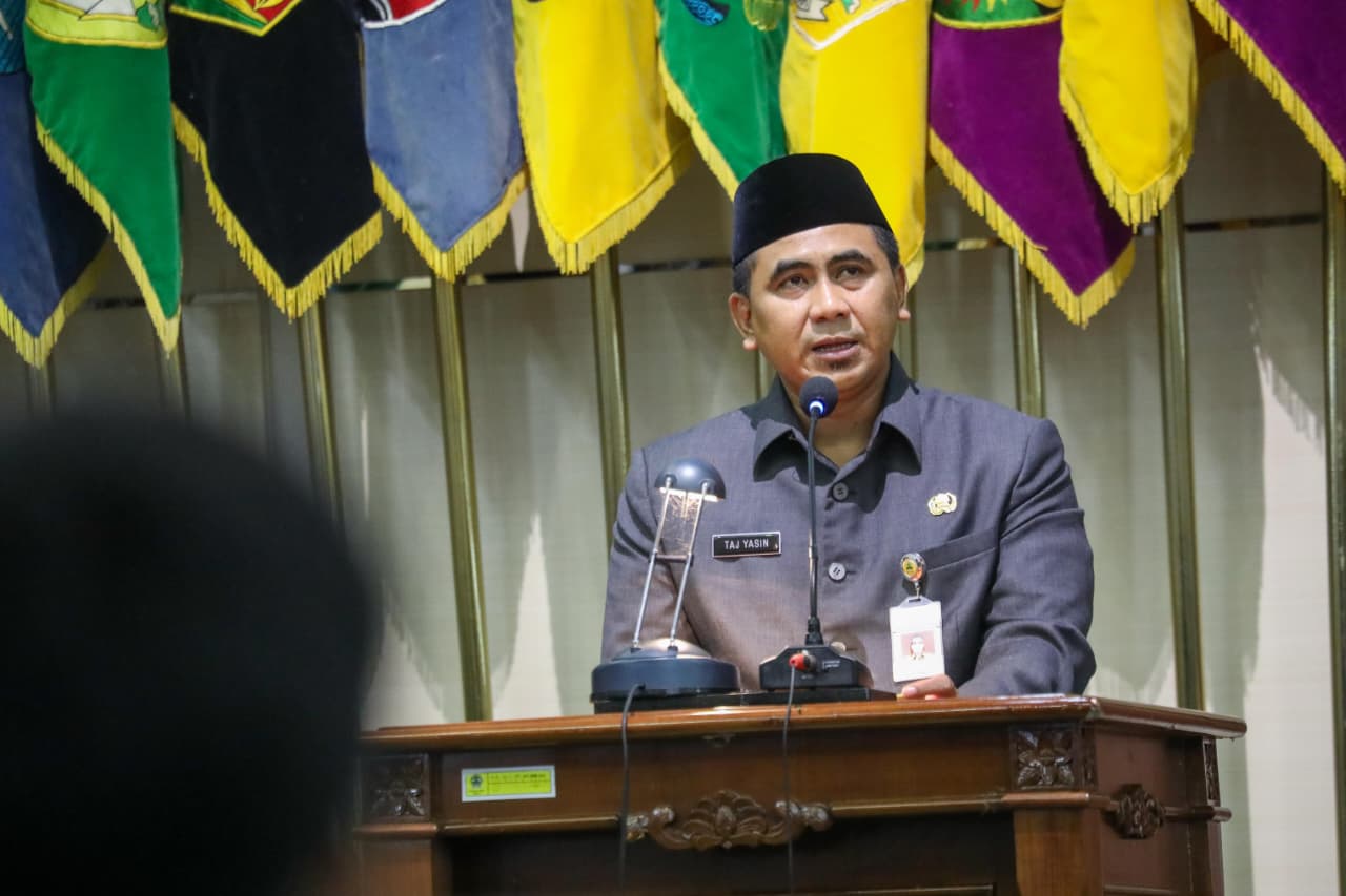 Wakil Gubernur Jawa Tengah, Taj Yasin, dalam rapat paripurna bersama DPRD Jateng