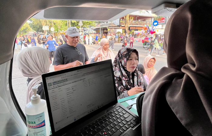 Pelayanan BPJS Kesehatan Cabang Boyolali pada momen Car Free Day (CFD) di Kabupaten Boyolali.