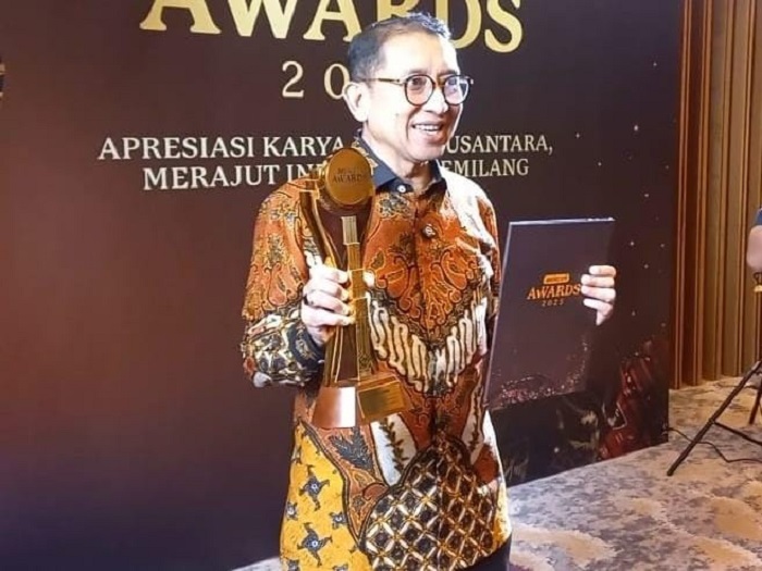 Menteri Kebudayaan Fadli Zon raih penghargaan Detik Awards 2025, dengan kategori Tokoh Penggerak Ekosistem Pelindungan Kebudayaan.