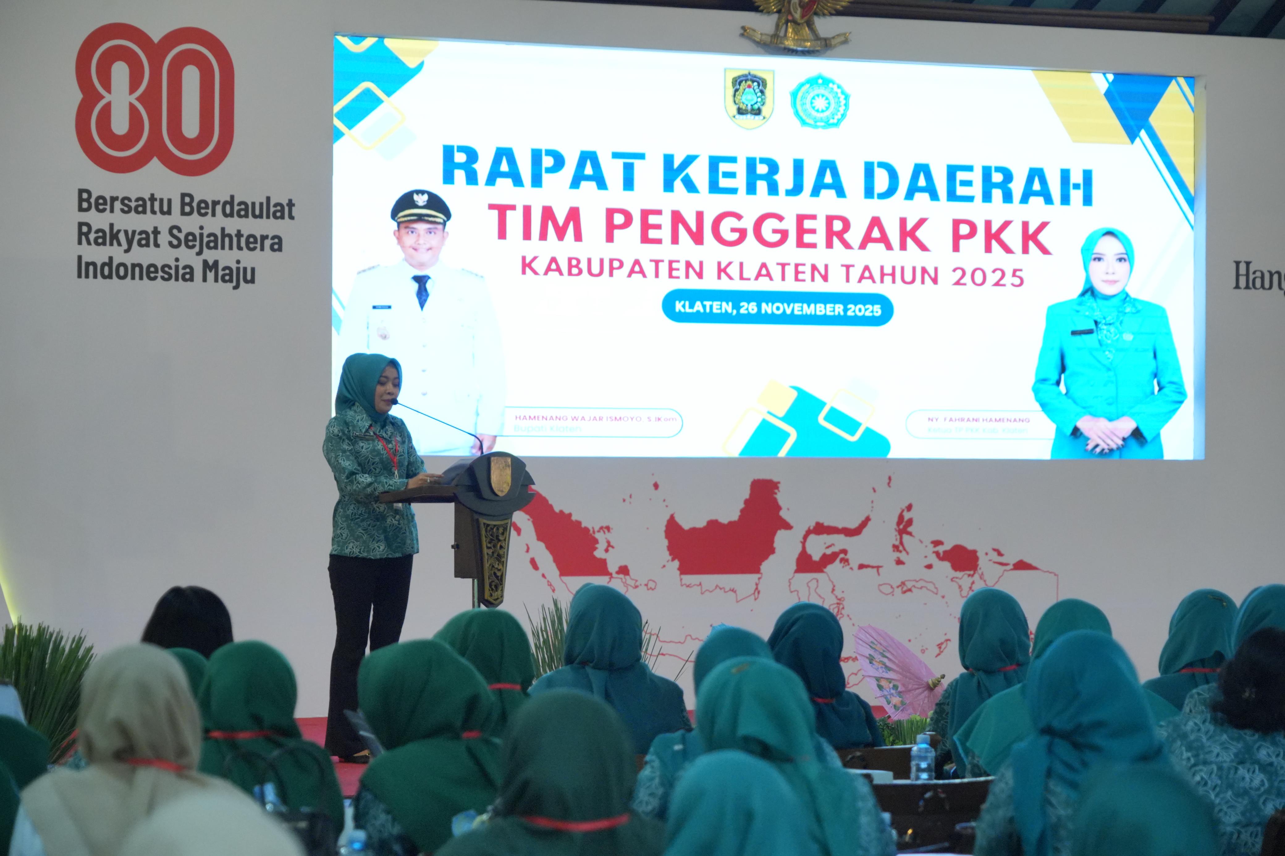 Pelaksanaan Rapat Kerja Daerah (Rakerda) Tahun 2025 yang digelar oleh di Tim Penggerak Pemberdayaan Kesejahteraan Keluarga (TP PKK) di Pendapa Kabupaten Klaten. (Dokumentasi Diskominfo Klaten)