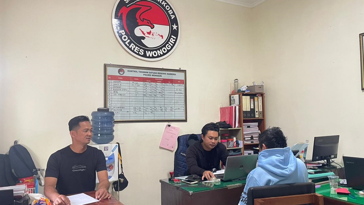 JKS alias Gembreng diperiksa di Mapolres Wonogiri karena kedapatan bawa sabu.