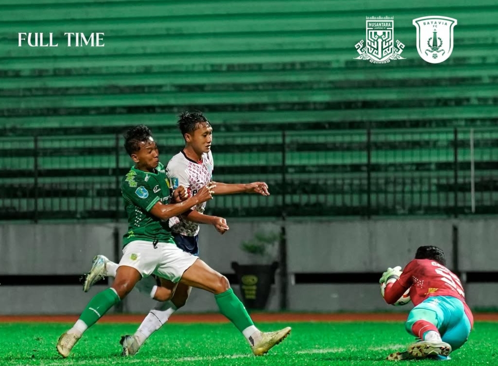 Laga Nusantara Lampung FC vs Batavia FC di Stadion Moch Soebroto, Magelang (29/11/2025).