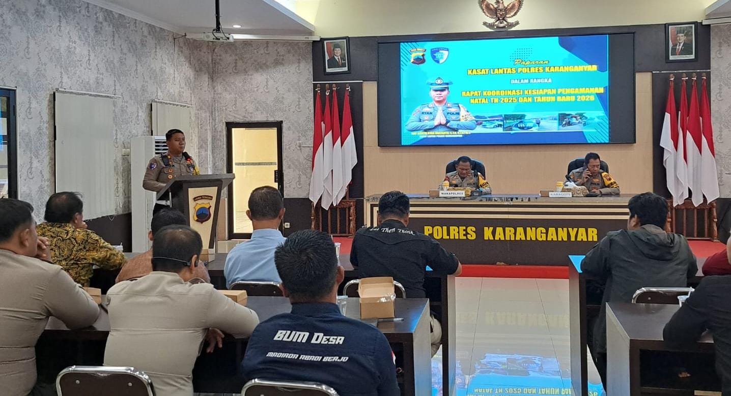 Rakor kesiapan Operasi Lilin Candi 2025 di Mapolres Karanganyar, Sabtu (29/11/2025). (Rudi Hartono/Radar Solo)