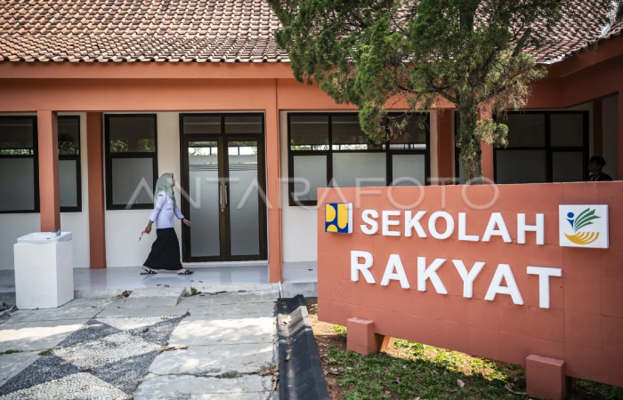 Sekolah Rakyat di kompleks Balai Besar Pelatihan Vokasi dan Produktivitas (BBPVP) Semarang, Jawa Tengah.