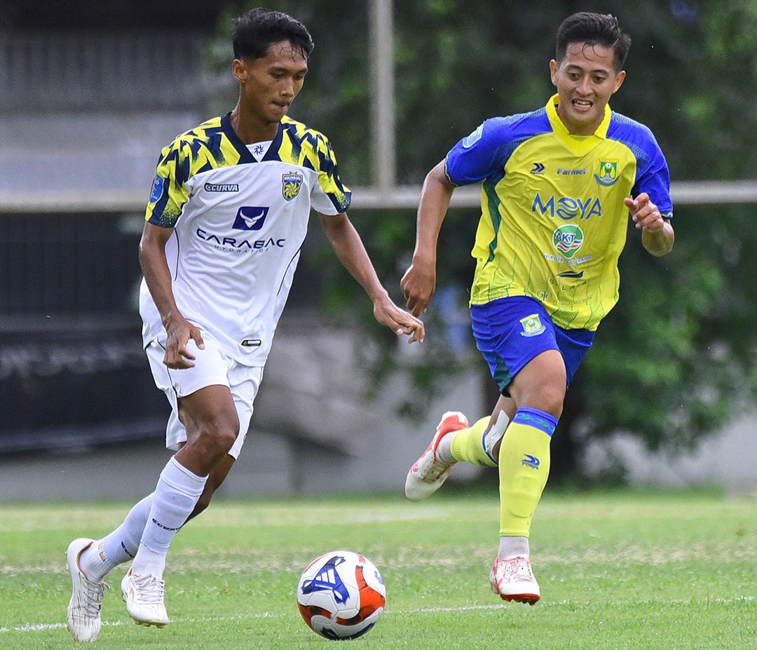 Laga Pekanbaru FC melawan Persikota Tangerang di&nbsp;Stadion Kota Barat, Solo, Senin (8/12/2025)