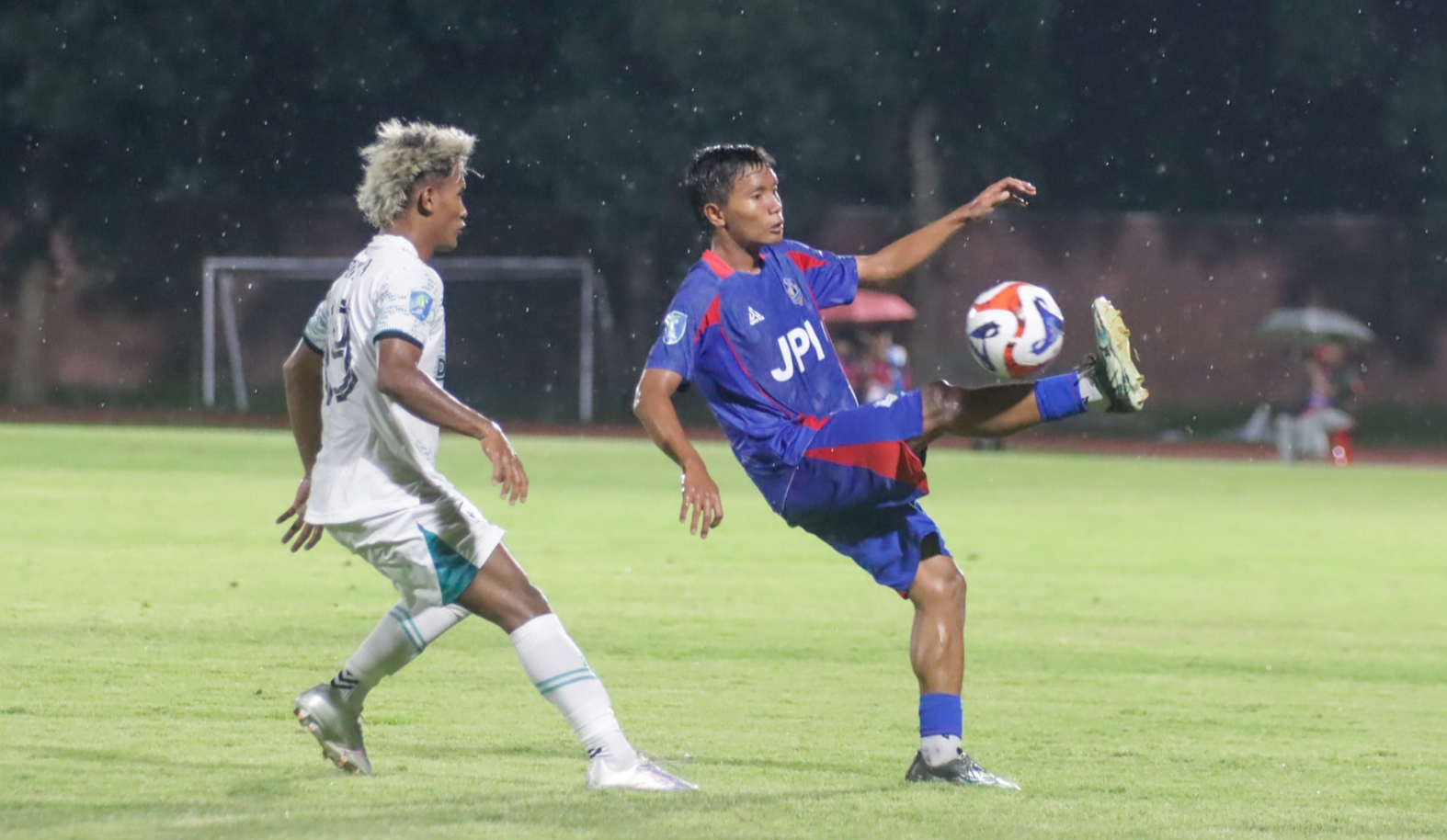 Laga Persika Karanganyar vs RANS Nusantara di Stadion UNS, dalam laga Liga Nusantara 2025/2026 (8/12/2025)