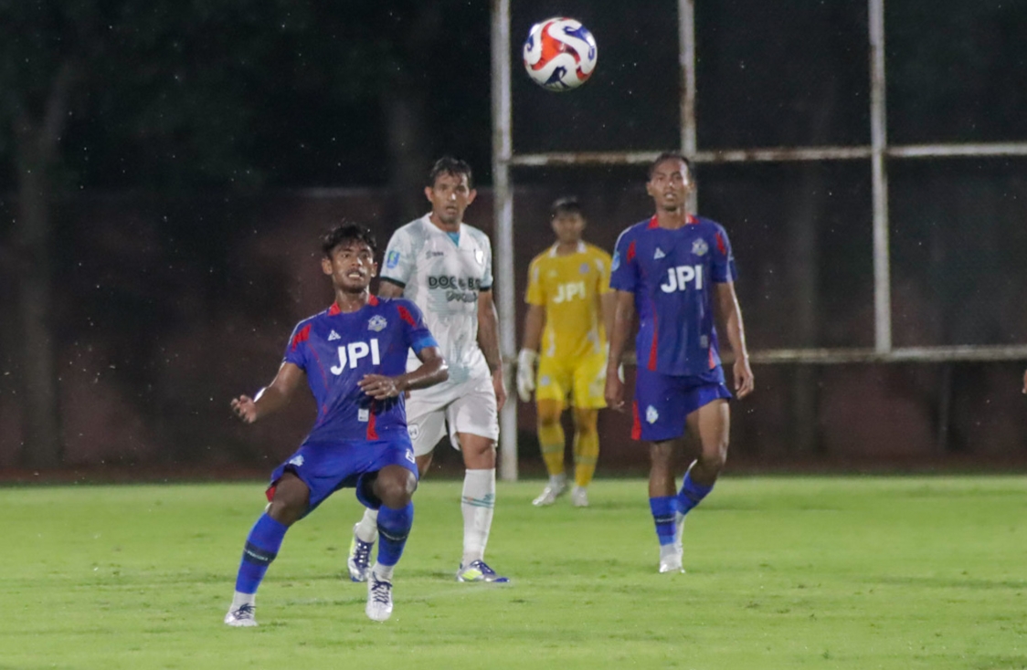 Laga Persika Karanganyar vs RANS Nusantara di Stadion UNS, dalam laga Liga Nusantara 2025/2026 (8/12/2025)