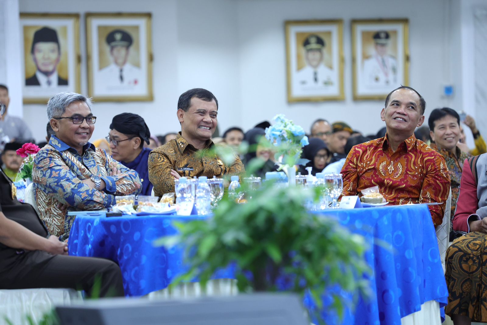 Ketua DPRD Jateng Sumanto bersama Gubernur Jateng Ahmad Luthfi.