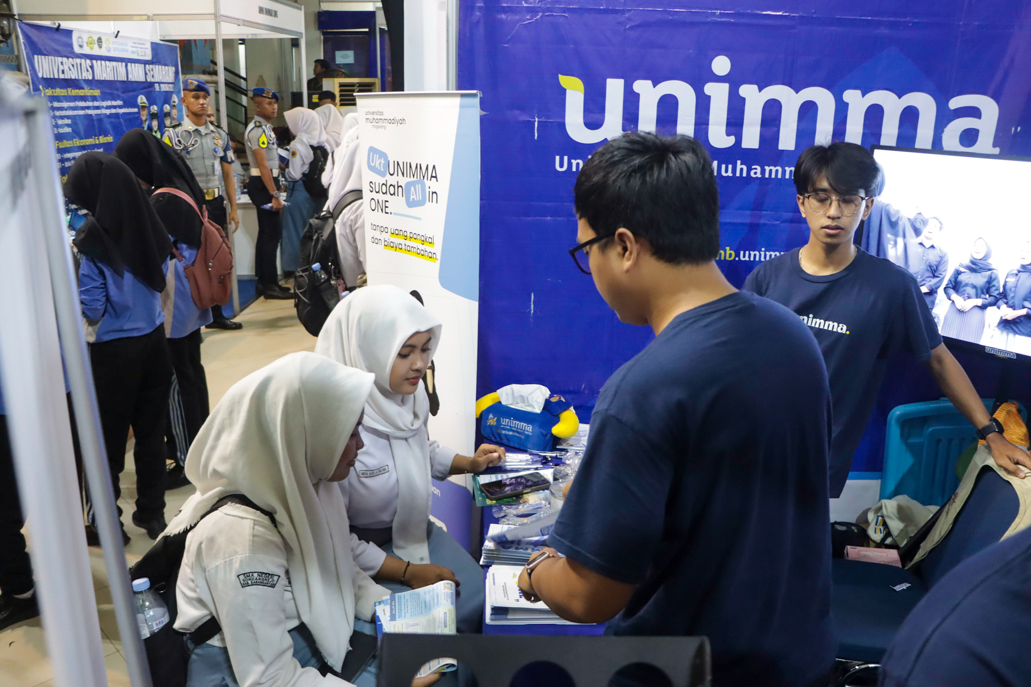 Solo Education Expo di kantor Cabang Dinas Pendidikan Wilayah VII Surakarta, Selasa (9/13).