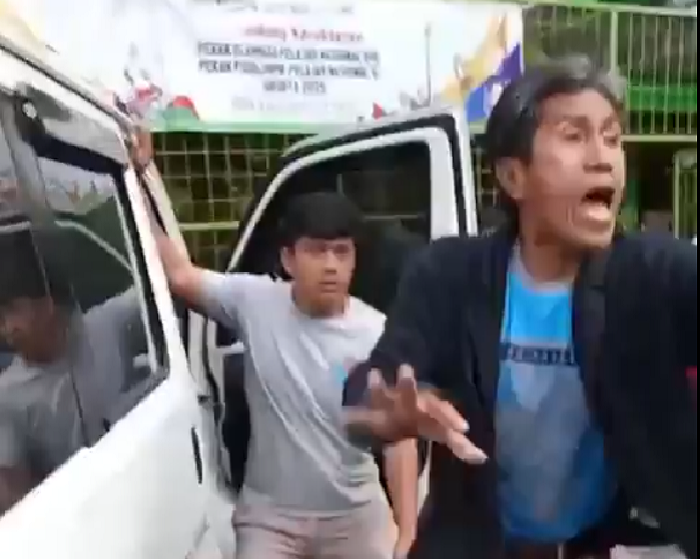 Kepanikan pecah di halaman SDN 01 Kalibaru, Cilincing, Jakarta Utara setelah mobil MBG tabrak para murid dan guru, Kamis (11/12/2025).
