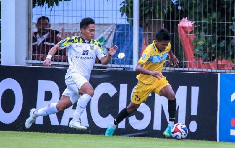 DERBY BANTEN: Laga Persikota Tangerang melawan Perserang Serang di Lapangan Banyuanyar, Jumat (12/12).