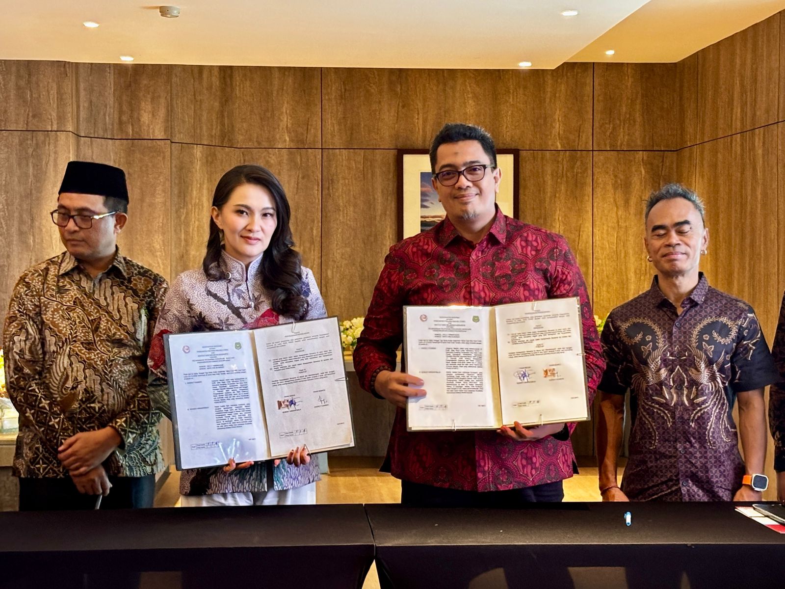 ISI Surakarta dan Pemprov Maluku Utara Resmi Jalin Kerja Sama Strategis Lewat Penandatanganan MoU dan MoA
