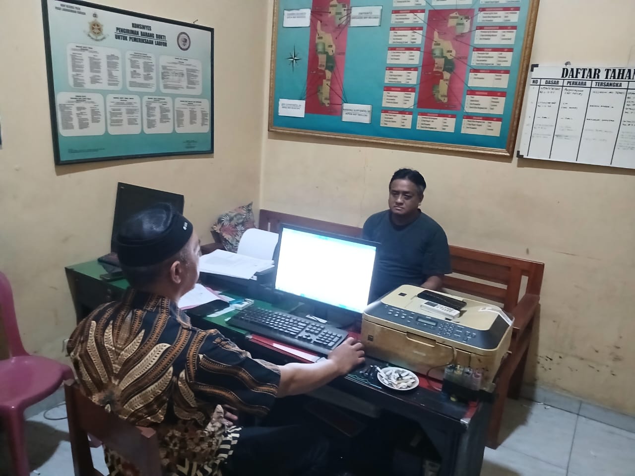 Marwanto, 42, warga Kecamatan Sidoharjo, Sragen dimintai keterangan usai tertangkap polisi. (Ahmad Khairudin/Radar Solo)