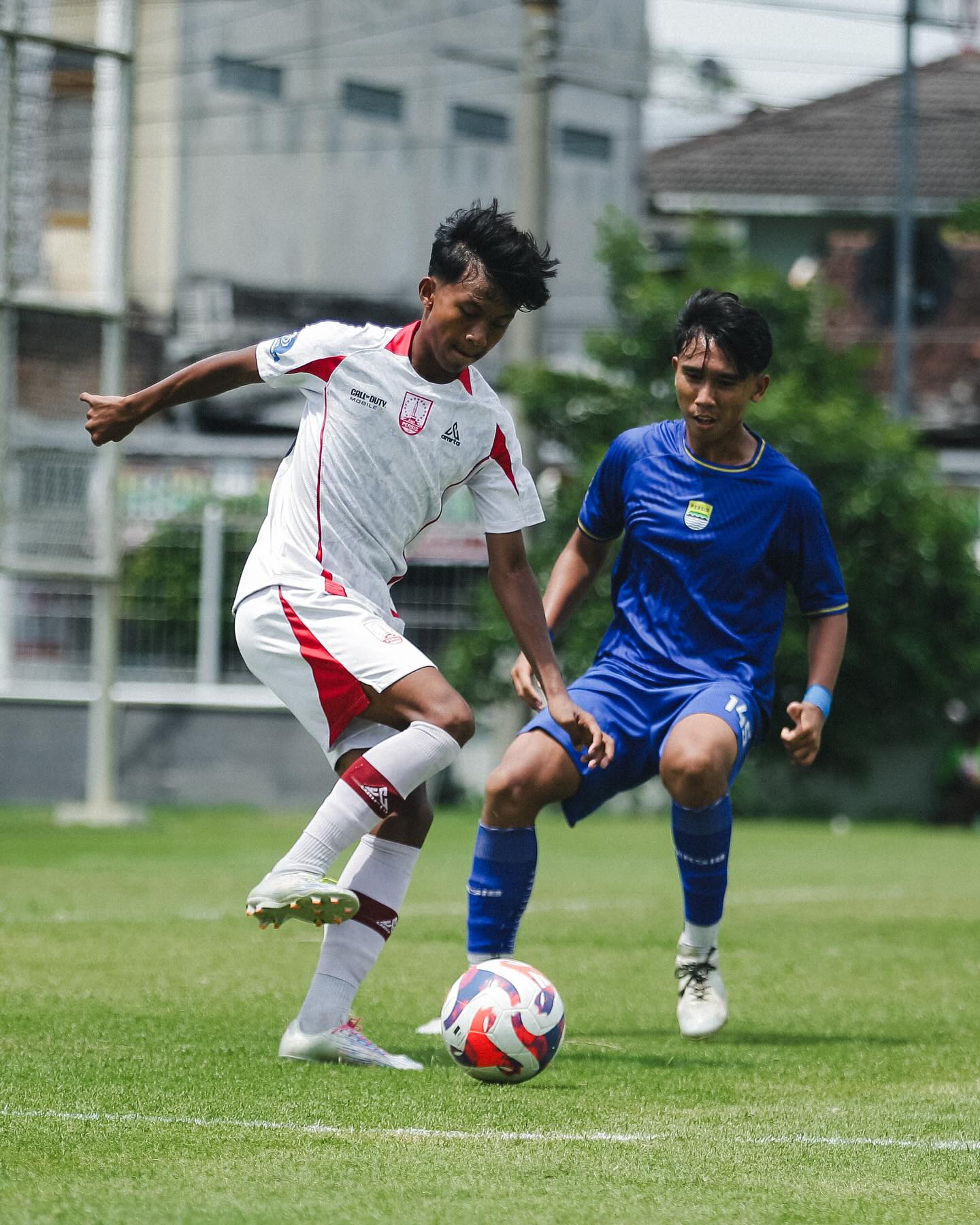 Laga Persis Solo melawan Persib Bandung di ajang Elite Pro Academy (EPA) 2025/2026.