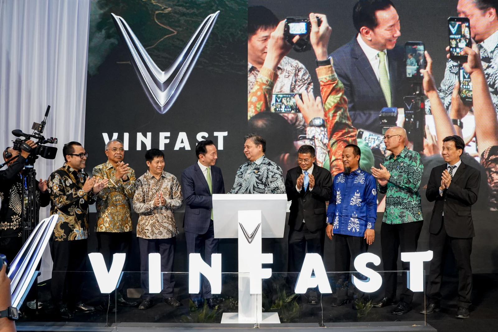 VinFast Bangun Ekosistem Kendaraan Listrik Lengkap di Indonesia Lewat Pabrik Subang