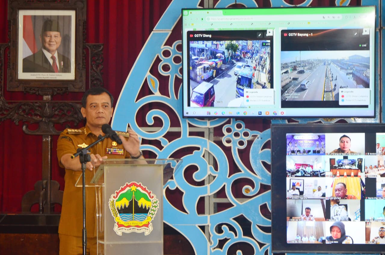 Pemprov Jateng membuka Posko Terpadu Nataru 2025&ndash;2026 hingga 5 Januari. Keamanan, stok pangan, BBM, dan jalan dipastikan aman.