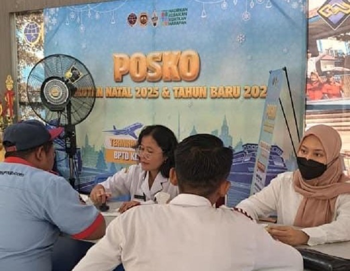 Sebanyak 100 kru bus menjalani pemeriksaan kesehatan mendadak di Terminal Tipe A Giri Adipura Wonogiri, Senin (22/12/2025).