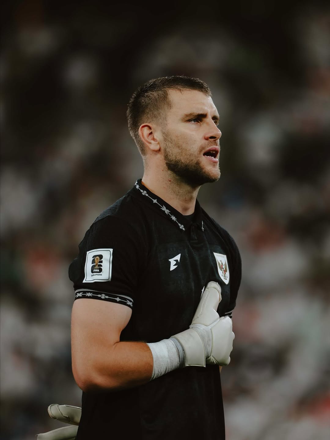 Maarten Paes Tanggapi Rumor Bergabung ke Persib Bandung, Kiper Timnas Indonesia Beri Klarifikasi