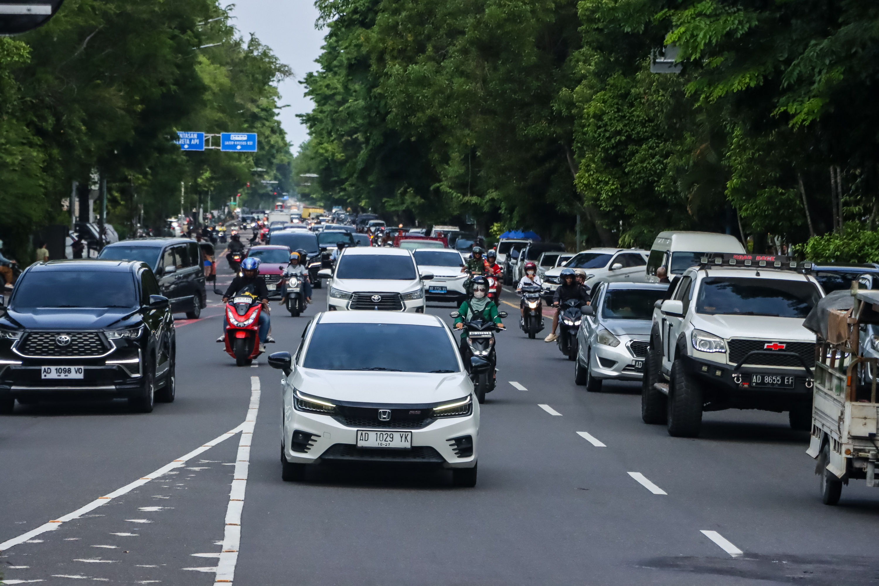Jalan Slamet Riyadi bakal ditutup pada malam tahun baru untuk Car Free Night. (M Ihsan/Radar Solo)