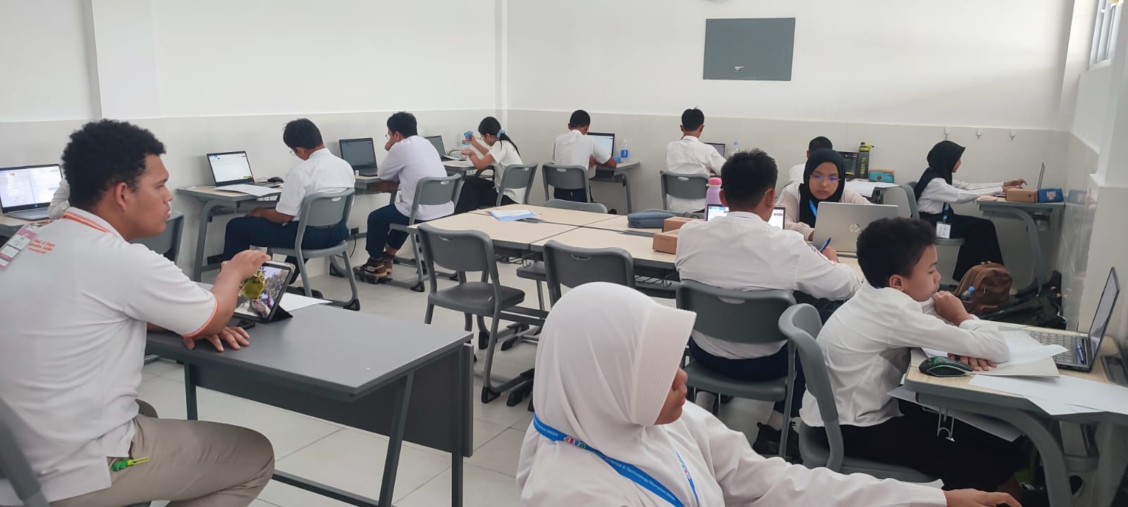 JSTO 2025 digelar SMA Unggulan RUSHD bersama Algobash, diikuti 3.700 lebih siswa SMP se-Indonesia dengan standar OSN.