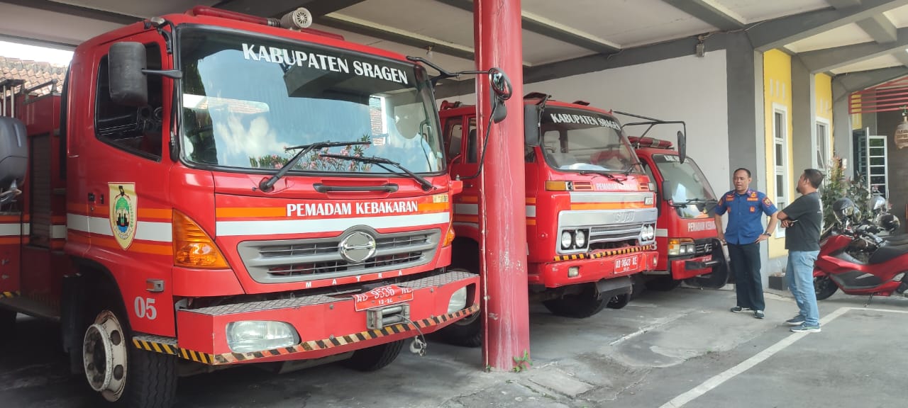Armada Damkar Kabupaten Sragen. (Ahmad Khairudin/Radar Solo)