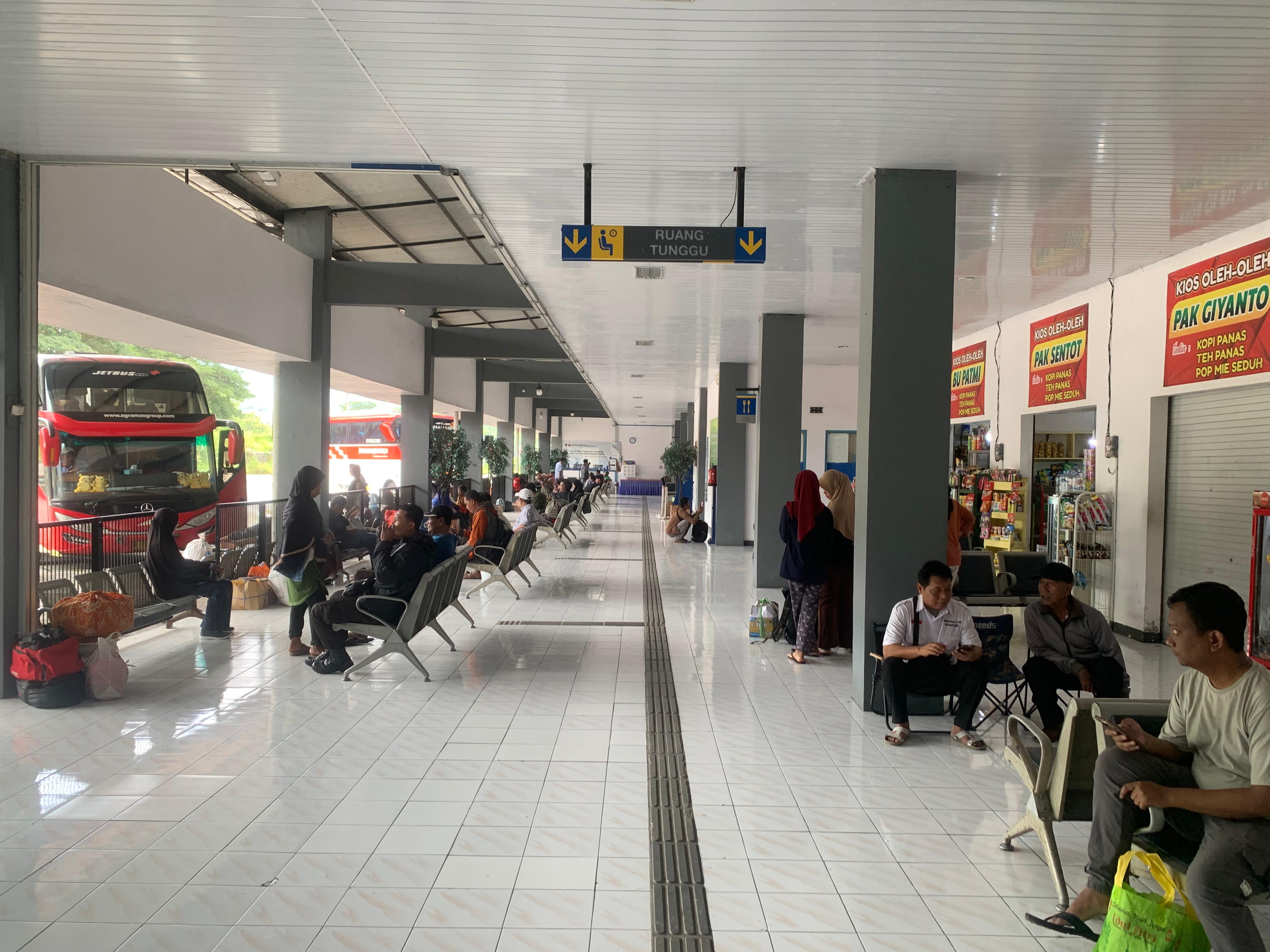 Suasana di Terminal Tipe A Giri Adipura Wonogiri, Senin (5/1/2026).
