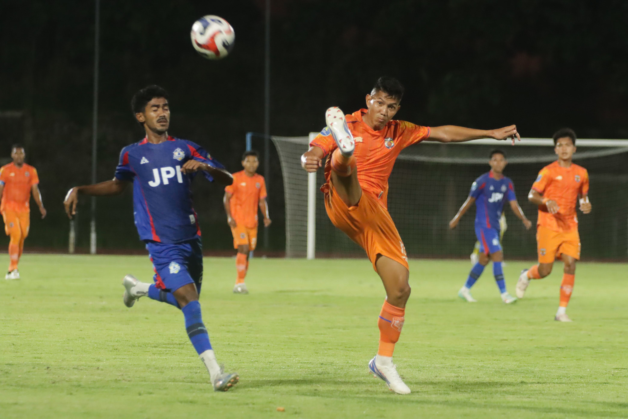 Laga Persika Karanganyar vs Persikutim United di Stadion UNS, Rabu malam (7/1/2026).