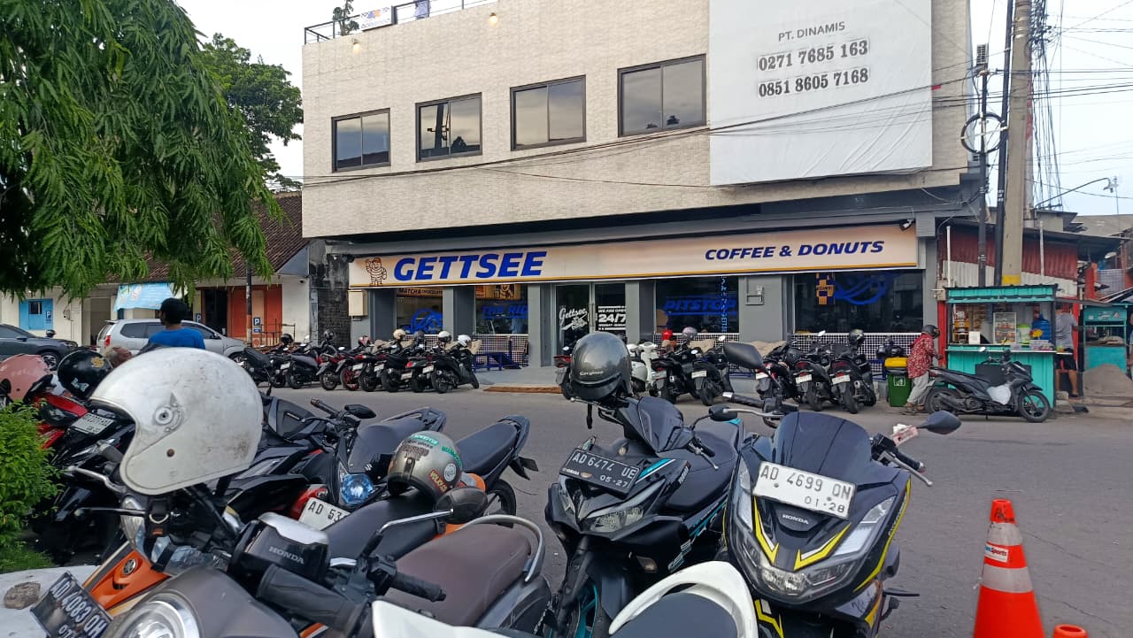 TERGANGGU: Warga laporkan coffee shop di Jalan RM Said karena bising di malam hari saat jam istirahat.