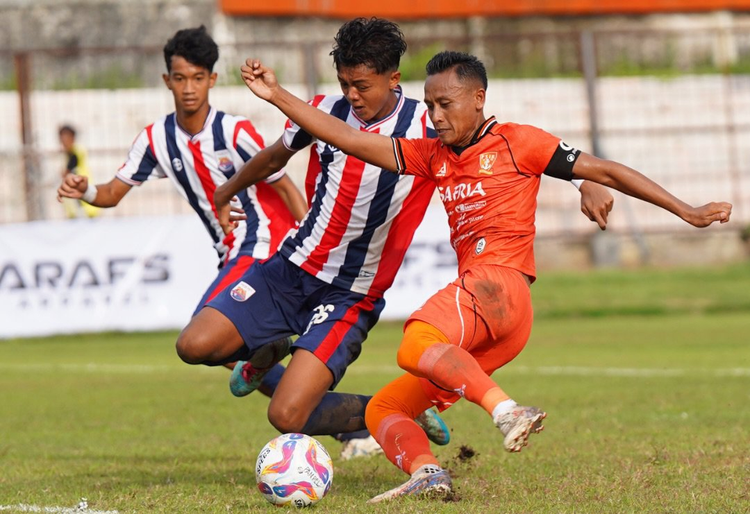 PSIR Rembang melawan Safin Pati di Stadion Krida Rembang, Rabu (7/1/2026).&nbsp;
