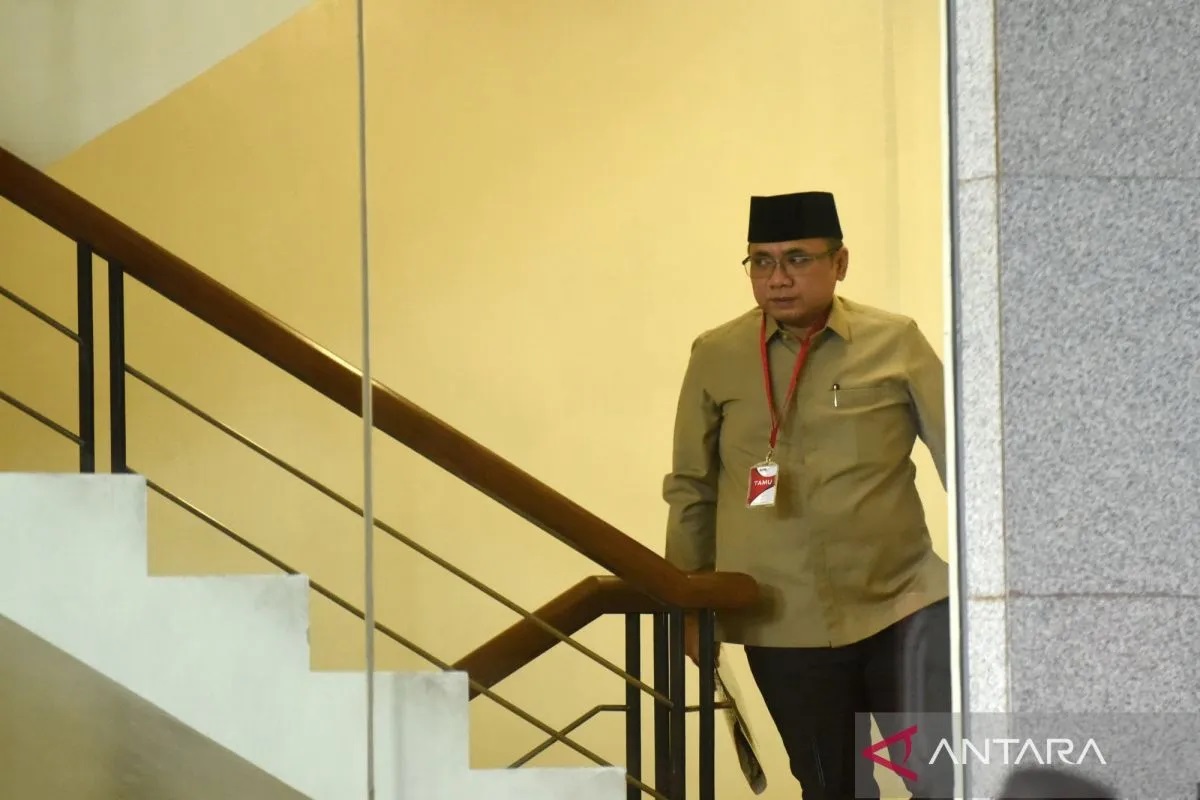 Profil dan sosok Eks Menteri Agama Yaqut Cholil Qoumas yang ditetapkan KPK sebagai tersangka kasus korupsi kuota haji 2023&ndash;2024.
