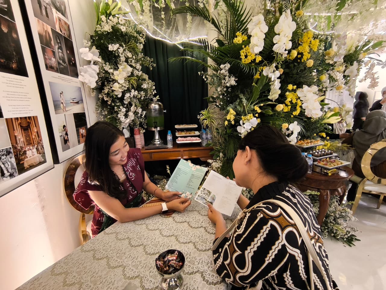Syariah Hotel Solo dan Lorin Solo Hotel turut membuka booth di Renjana Wedding Expo yang digelar di Solo Paragon Lifestyle Mall, Jumat&ndash;Minggu (9&ndash;11/1)