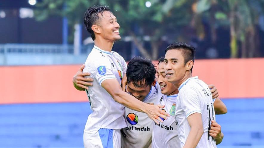 INSTAGRAM: @persibo.bojonegoro  EUFORIA: Para pemain Persibo Bojonegoro merayakan gol usai membobol gawang Persikutim United di Stadion UNS,&nbsp;Minggu sore (11/1).