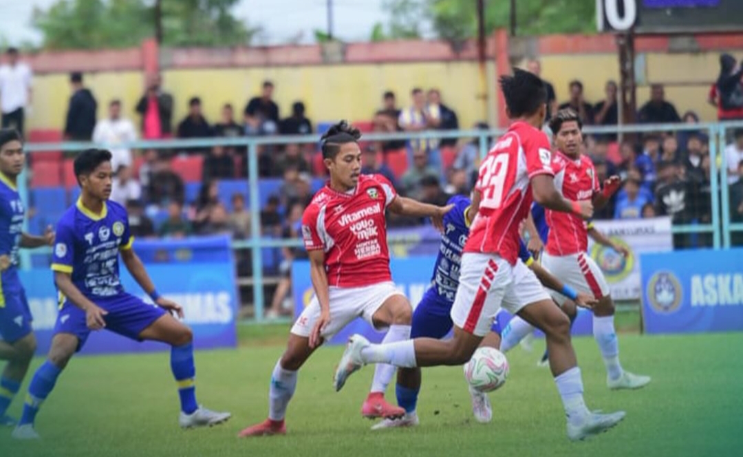Laga Persibangga Purbalingga melawan Persibas Banyumas di Liga 4 Jateng, Minggu (11/1/2026).