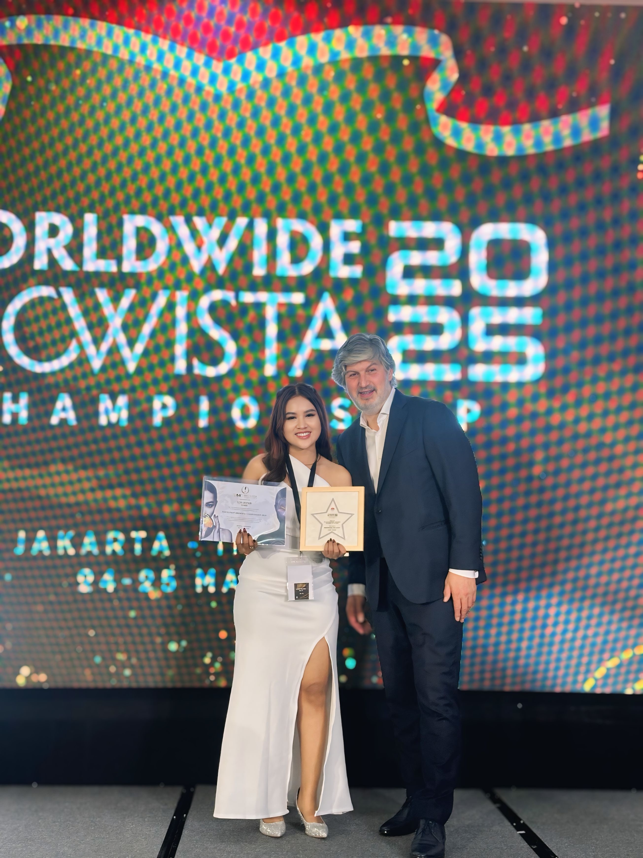Princesseyelash mendapatkan penghargaan bergengsi.