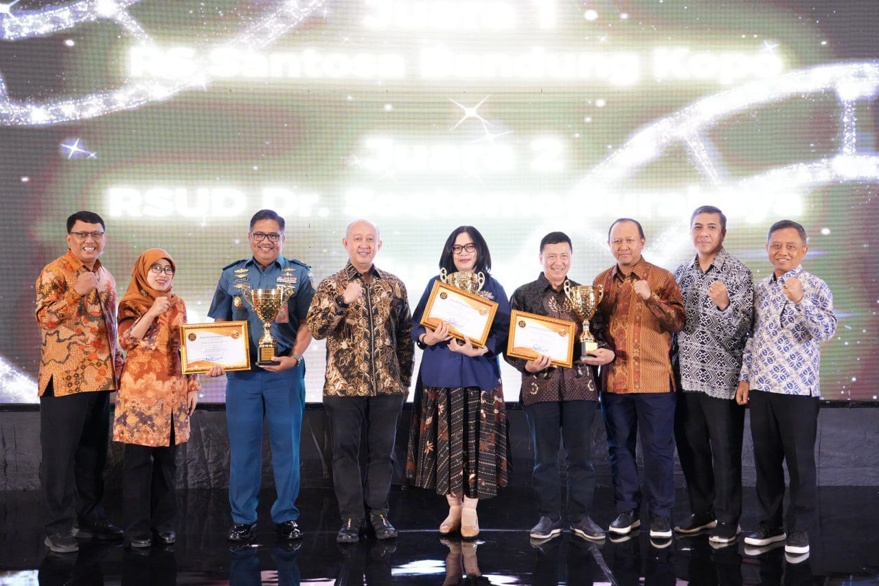 BPJS Kesehatan memberikan apresiasi kepada 27 faskes yang konsisten melakukan transformasi digital dalam layanan program JKN di Denpasar, Bali, Rabu (14/1/2026).