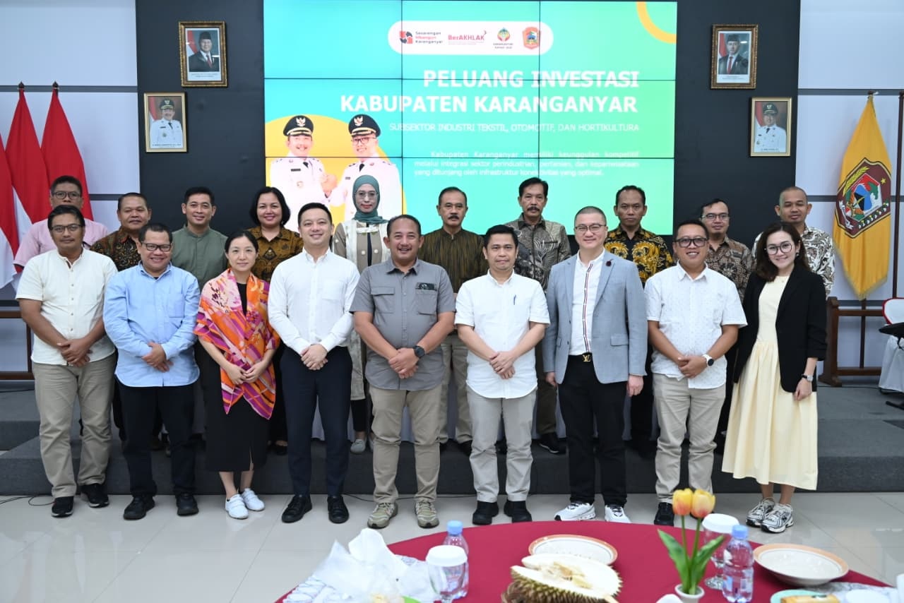 Bupati dan Wakil Bupati Karanganyar menerima kunjungan dari Deputi Bidang Koordinasi Perniagaan dan Ekonomi Digital Kementerian Koordinator Bidang Perekonomian RI.  (Rudi Hartono/Radar Solo)