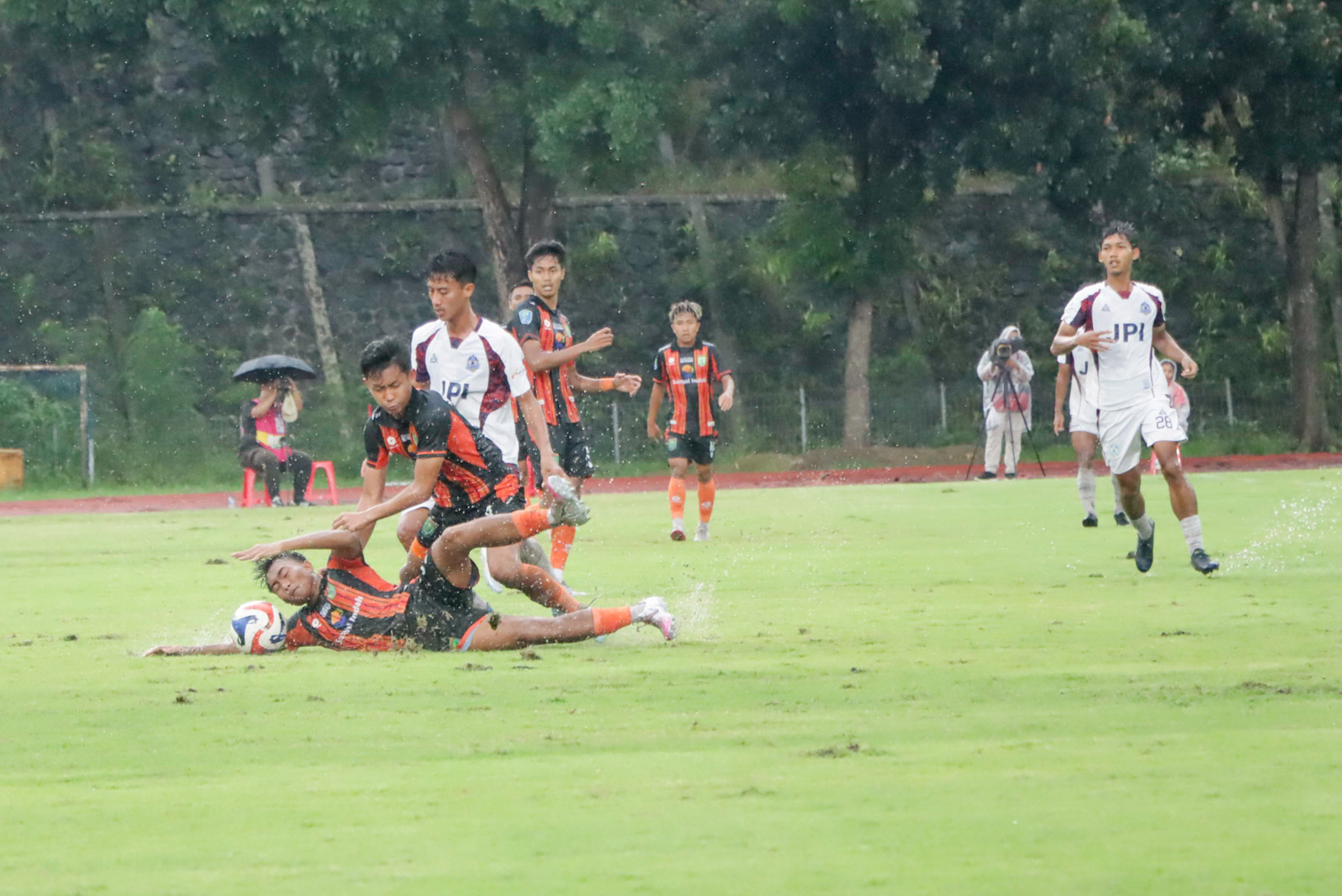LICIN: Pertandingan Persibo Bojonegoro vs Persika Karanganyar di Stadion UNS, Senin (19/1/2026).