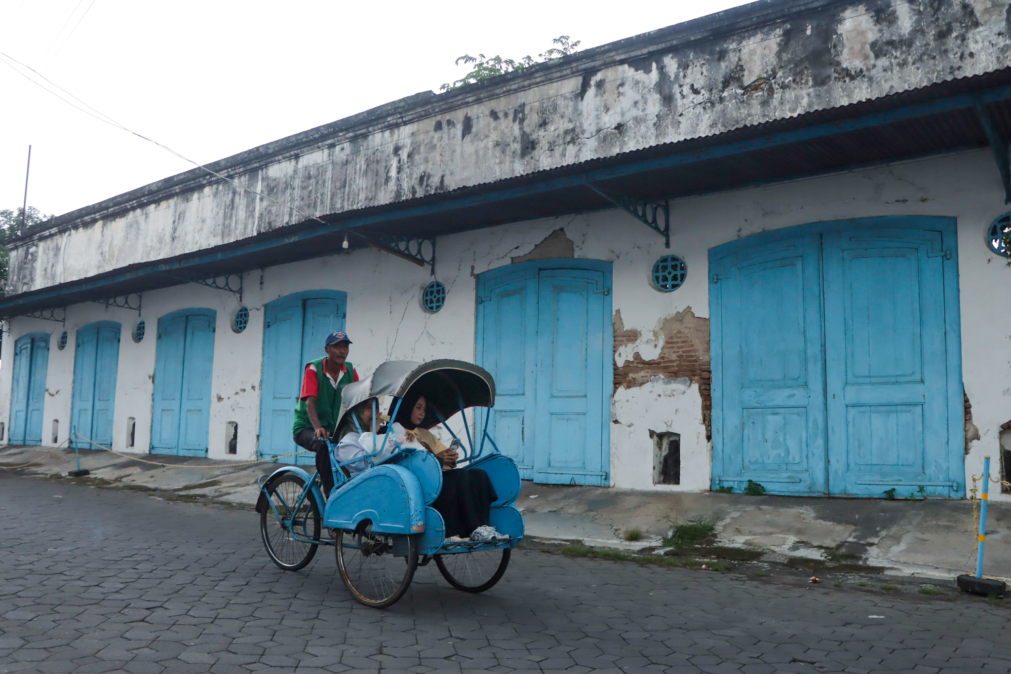 Ontran-ontran Keraton Surakarta kini juga dibawa ke ranah pidana setelah salah satu abdi dalem terluka. (M Ihsan/Radar Solo)