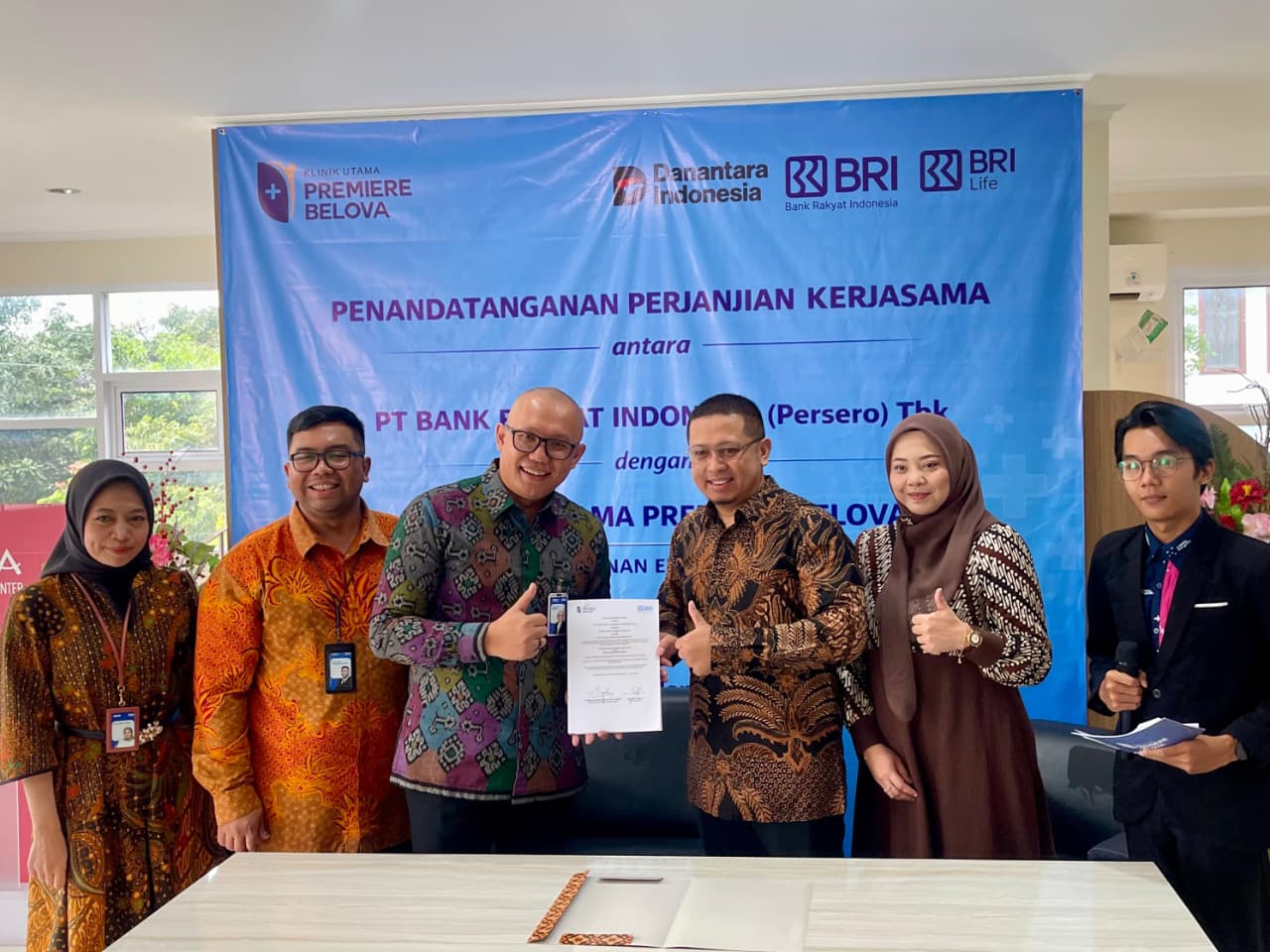 BRI dan Klinik Belova kolaborasi bangun layanan kesehatan terintegrasi di Solo, memudahkan pasien dengan transaksi modern.